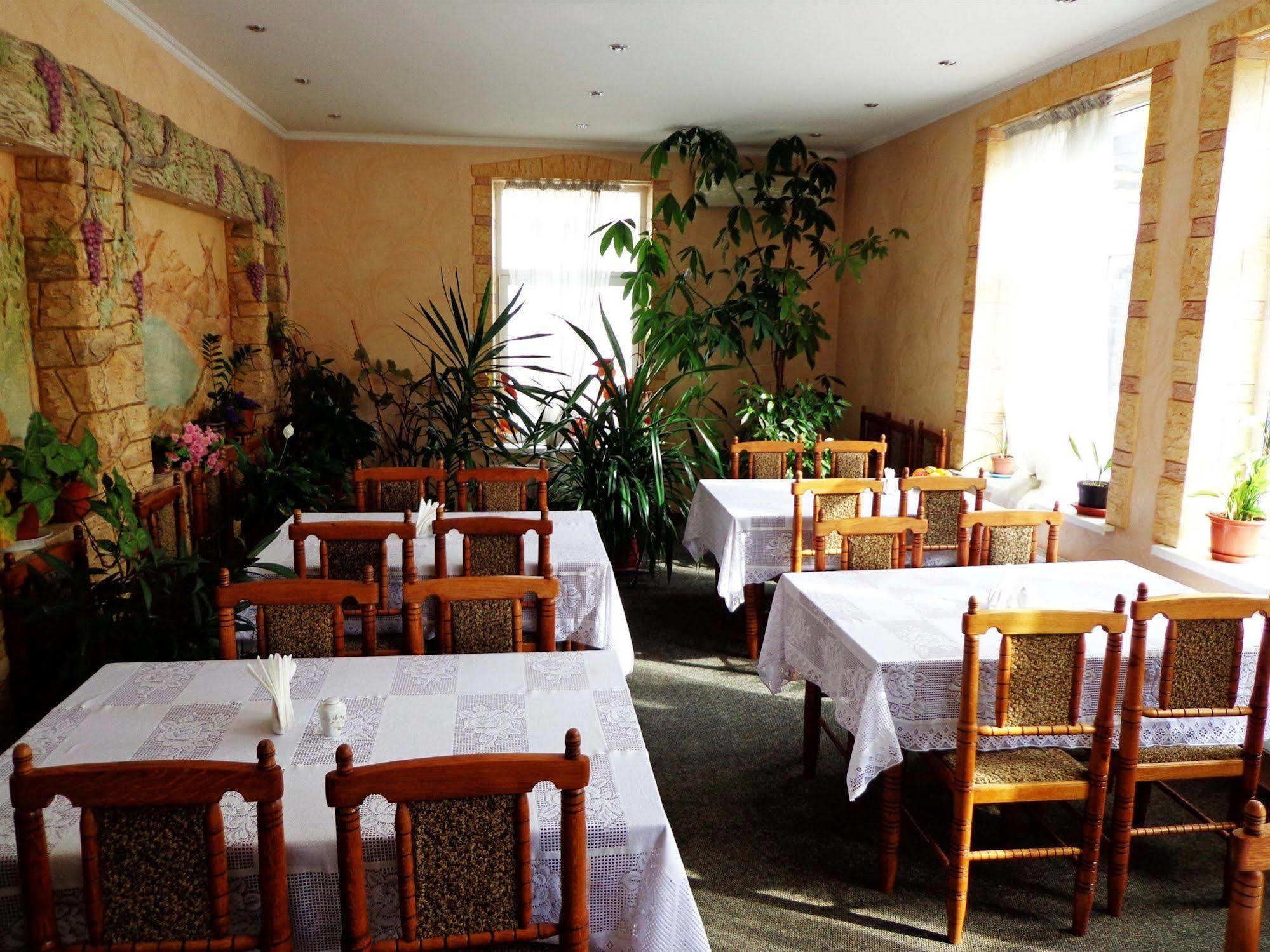 Edem Hotel Kişinev Dış mekan fotoğraf